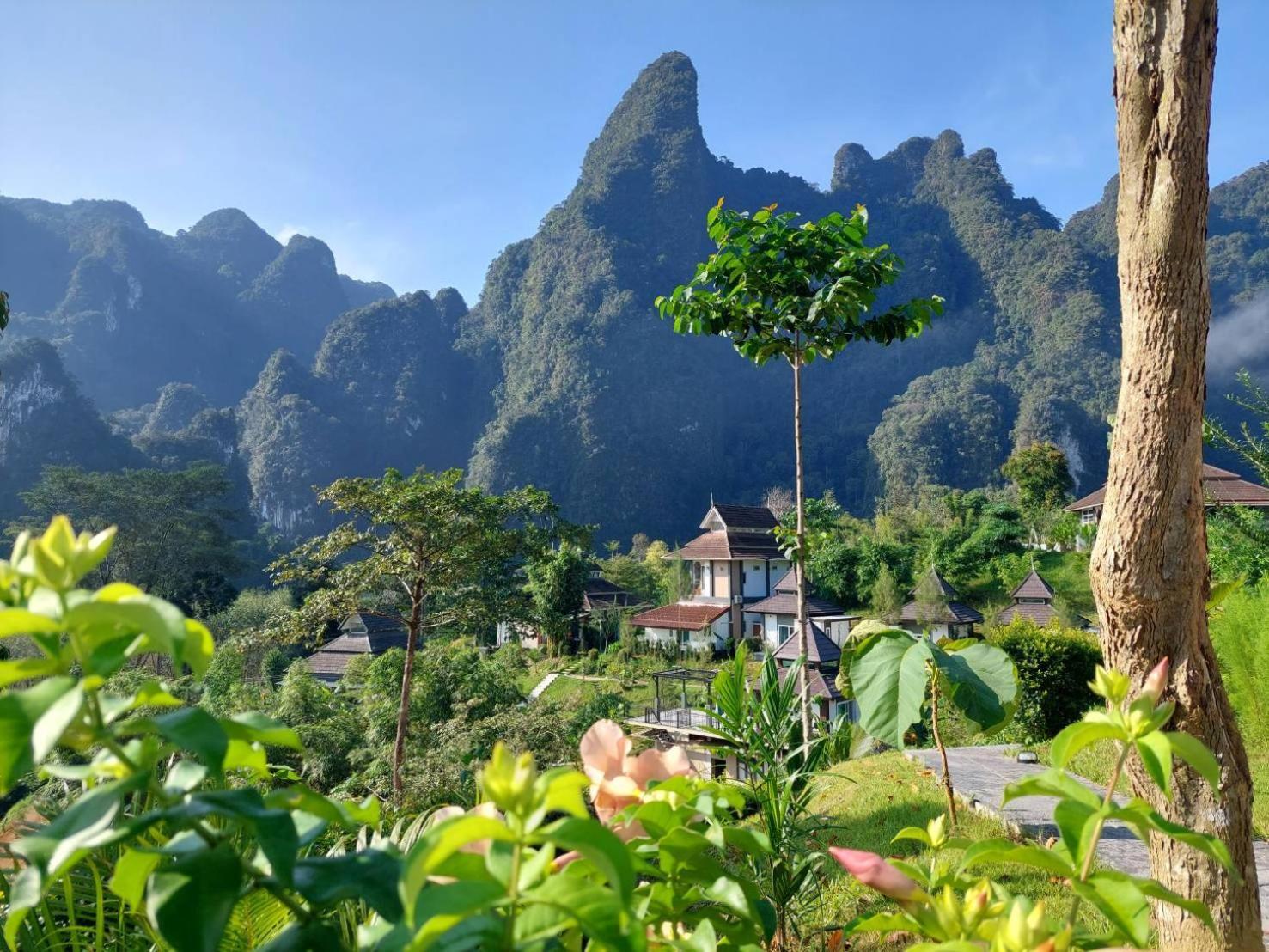 Magical Mountain View Resort Khao Sok National Park Kültér fotó