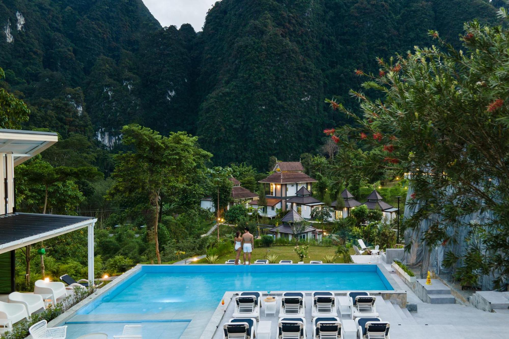 Magical Mountain View Resort Khao Sok National Park Kültér fotó
